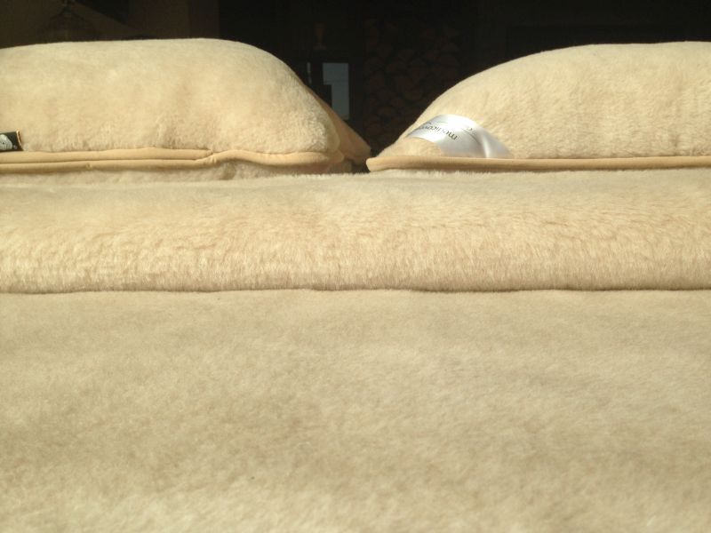 POŚCIEL Z WEŁNY CAMEL CAPPUCCINO 200X200