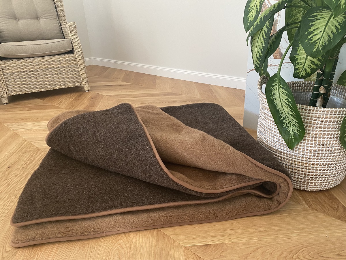 KOŁDRA WEŁNIANA MERYNOS SYBERIA DZIKI BRĄZ + CAMEL CIEMNY 200X200