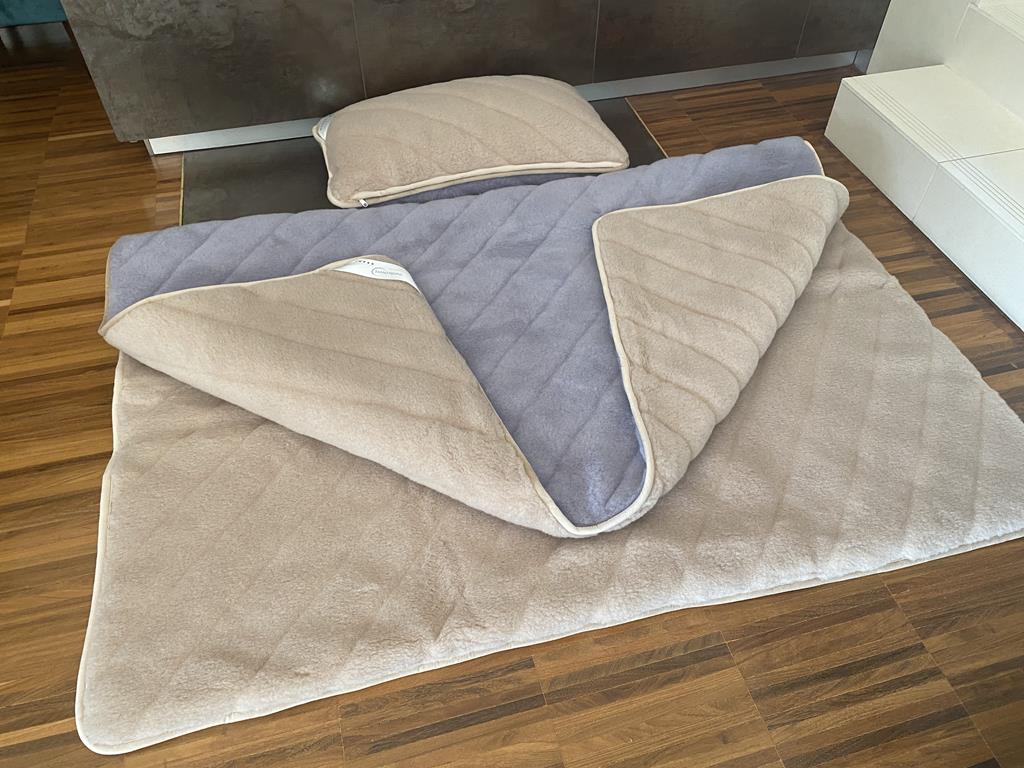 POŚCIEL Z WEŁNY ALPAKI ALPINA PASY + CAMEL JASNY PASY 140X200
