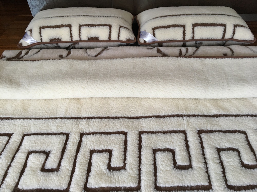 POŚCIEL WEŁNIANA CAMEL BOHO + MERYNOS TUMBLER GREKA 240x200 + PODKŁAD