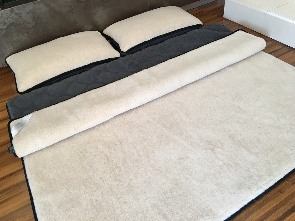 POŚCIEL WEŁNIANA ALPAKA CIEMNA CARO + CAMEL JASNY 240x200 + MATERAC