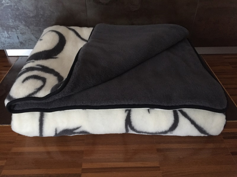 KOŁDRA Z WEŁNY LAMY ALPAKI CIEMNEJ + KASZMIR ORIENTALNY 240x200