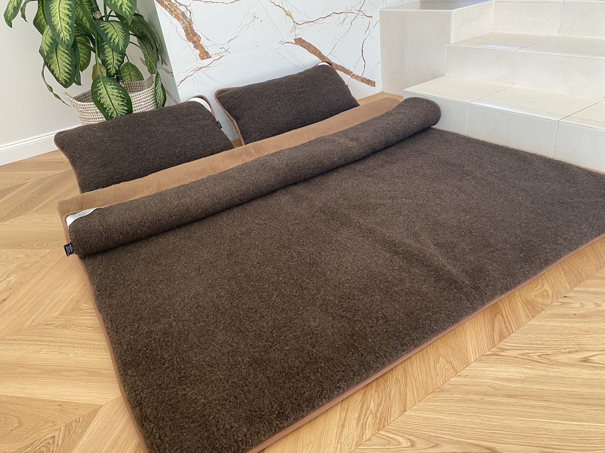 POŚCIEL WEŁNIANA MERYNOS SYBERIA DZIKI BRĄZ + CAMEL CIEMNY 200X200 + PODKŁAD