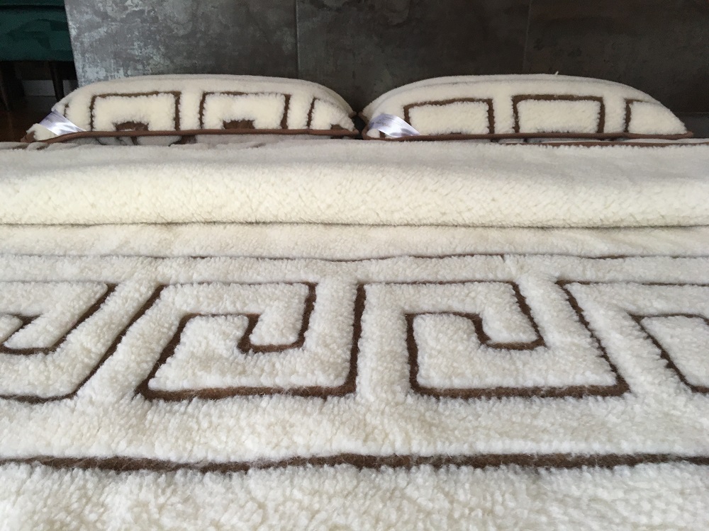 POŚCIEL WEŁNIANA CAMEL BOHO + MERYNOS TUMBLER GREKA 240x200 + PODKŁAD