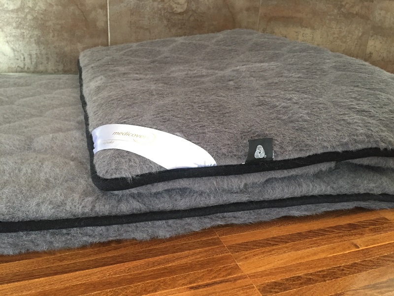 MATERAC WEŁNIANY ALPAKA CIEMNA CARO / ALPAKA CIEMNA CARO 120X200