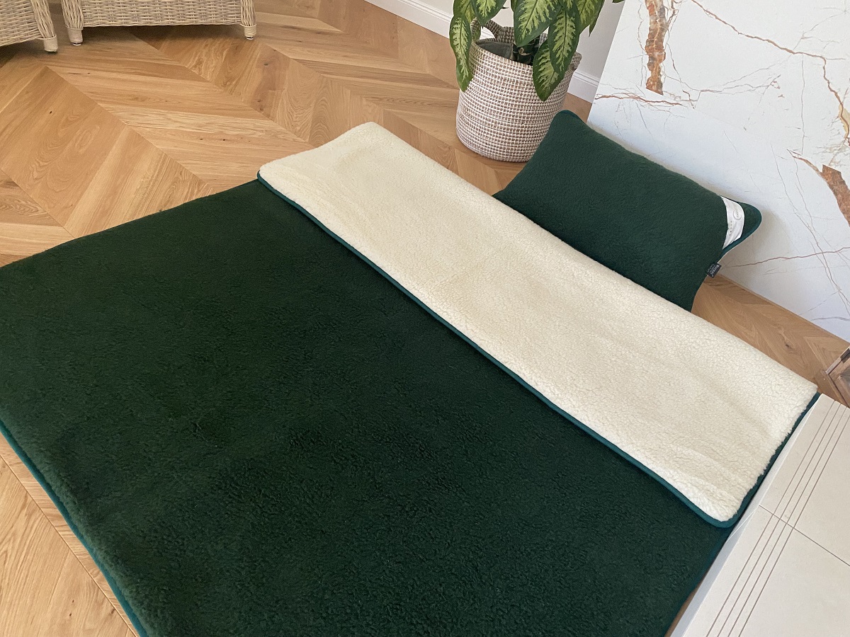 POŚCIEL Z WEŁNY MERYNOS TUMBLER MOCNA ZIELEŃ + TUMBLER 140x200 + PODKŁAD