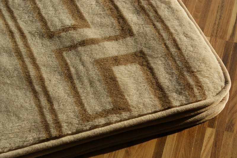 KOC WEŁNIANY CAMEL CAPPUCCINO GREKA JASNY 160x200