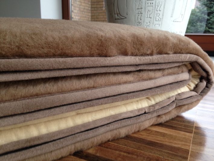 MATERAC WEŁNIANY CAMEL KRÓLEWSKI LATEKS 100X200