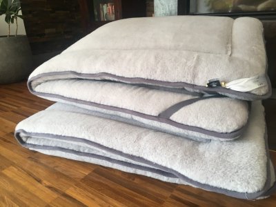 MATERAC WEŁNIANY ALPAKA JASNA MEGA GRUBY 120x200