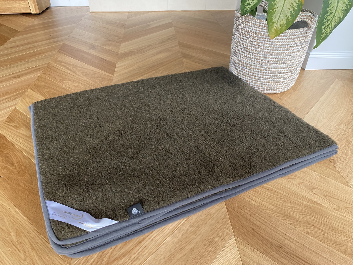 PODKŁAD WEŁNIANY MERYNOS TUMBLER ZIELONY WOJSKOWY 90x200