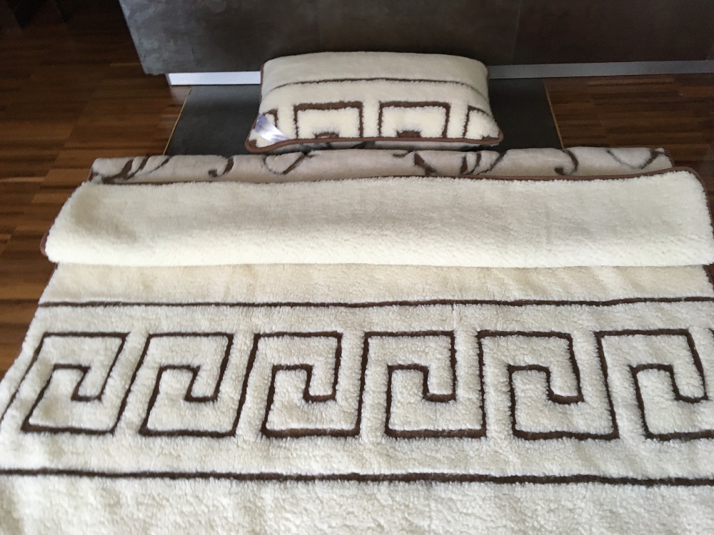 POŚCIEL WEŁNIANA CAMEL BOHO + MERYNOS TUMBLER GREKA 140x200 + MATERAC