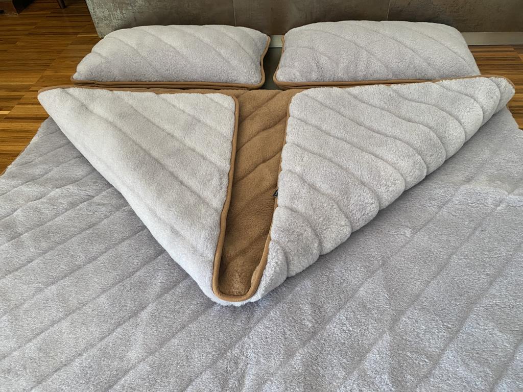POŚCIEL WEŁNIANA ALPAKA SILVER PASY + CAMEL CIEMNY PASY 180x200 + PODKŁAD