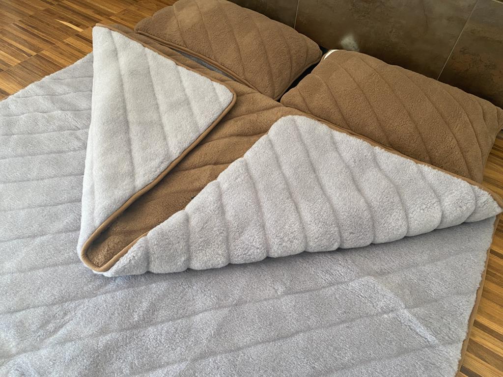 POŚCIEL WEŁNIANA ALPAKA SILVER PASY + CAMEL CIEMNY PASY 180x200 + PODKŁAD