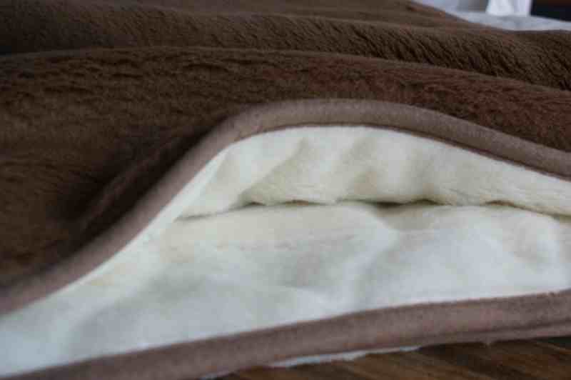 KOŁDRA WEŁNIANA CAMEL CIEMNY + KASZMIR CARO 200X200