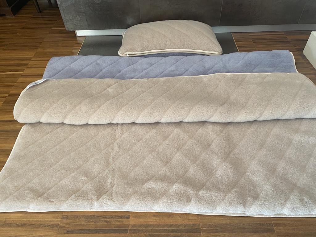 POŚCIEL Z WEŁNY ALPAKI ALPINA PASY + CAMEL JASNY PASY 140X200