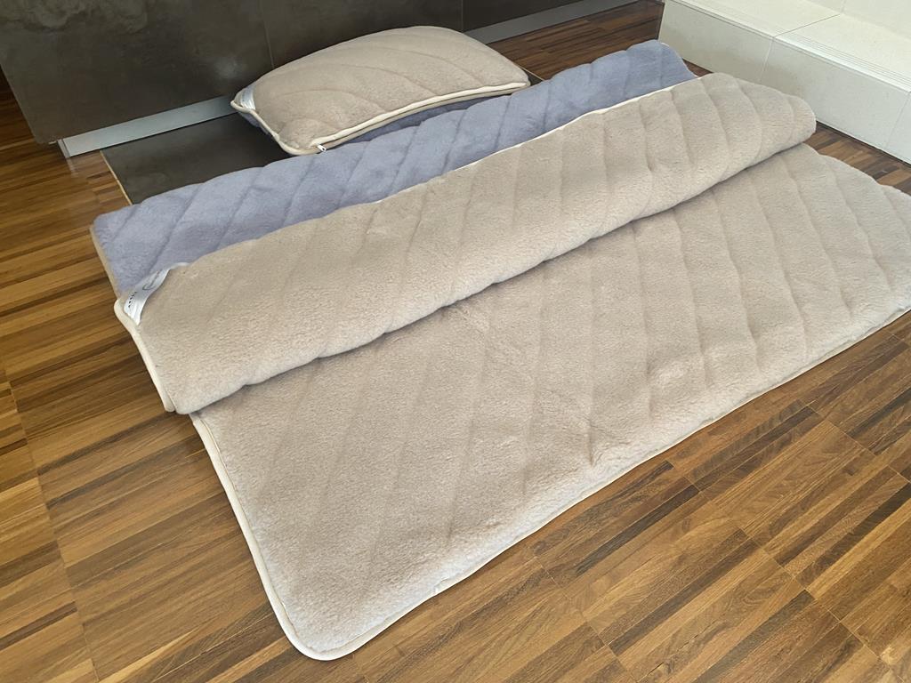 POŚCIEL Z WEŁNY ALPAKI ALPINA PASY + CAMEL JASNY PASY 140X200