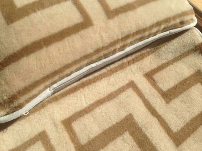 POŚCIEL Z WEŁNY ALPAKI SILVER + CAMEL CAPPUCINO GREKA 140X200