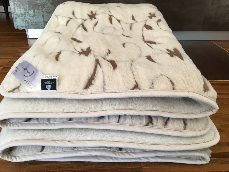KOŁDRA WEŁNIANA 140X200 CAMEL RAMPICANTI + CAMEL JASNY