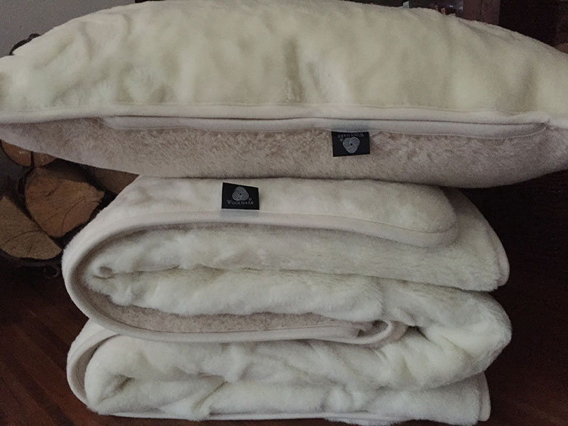 POŚCIEL Z WEŁNY CAMEL CAPPUCCINO + KASZMIR RÓŻA 140x200 + PODKŁAD