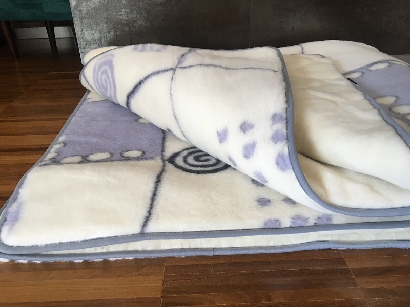 KOŁDRA Z WEŁNY ALPAKI VIOLET BOTANICA + KASZMIR CARO 200x200