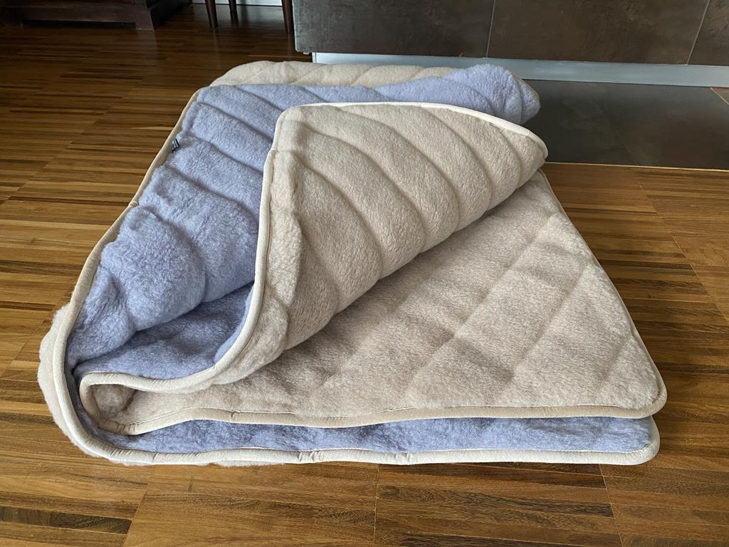 KOŁDRA Z WEŁNY ALPAKI ALPINA PASY + CAMEL JASNY PASY 160x200