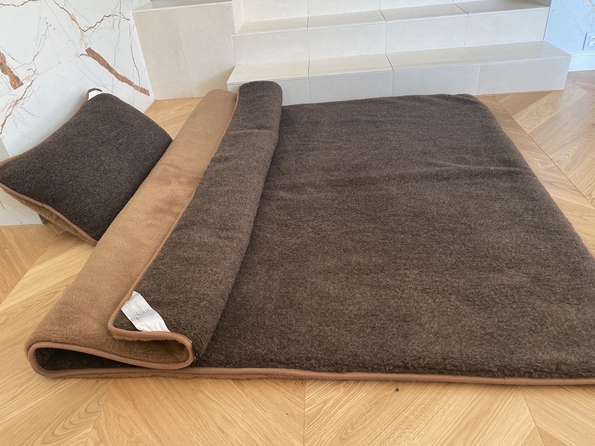 POŚCIEL Z WEŁNY MERYNOS SYBERIA DZIKI BRĄZ + CAMEL CIEMNY 140X200 + MATERAC