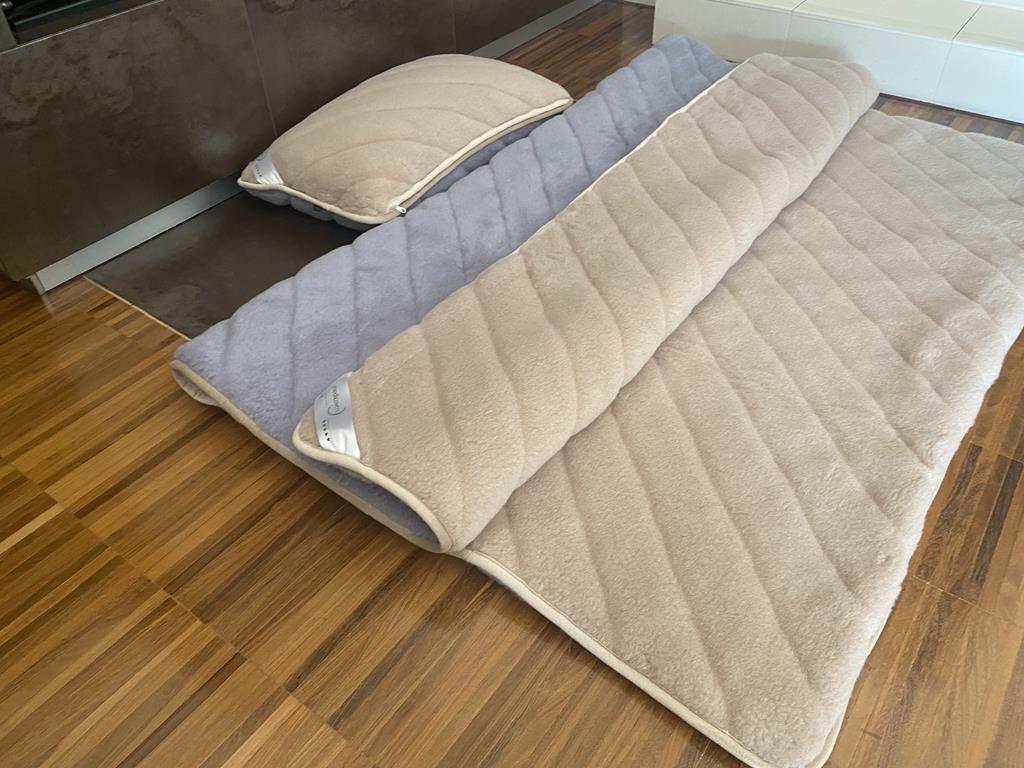 POŚCIEL Z WEŁNY ALPAKI ALPINA PASY + CAMEL JASNY PASY 140X200