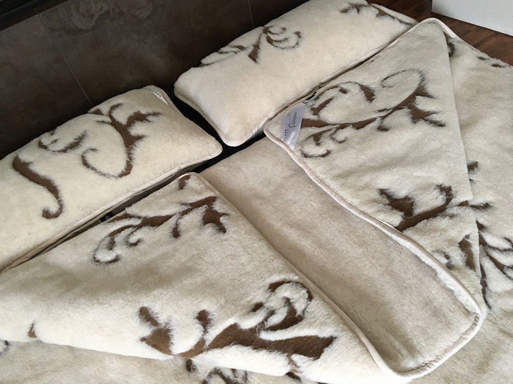 POŚCIEL WEŁNIANA CAMEL JASNY BOHO 160x200 + MATERAC
