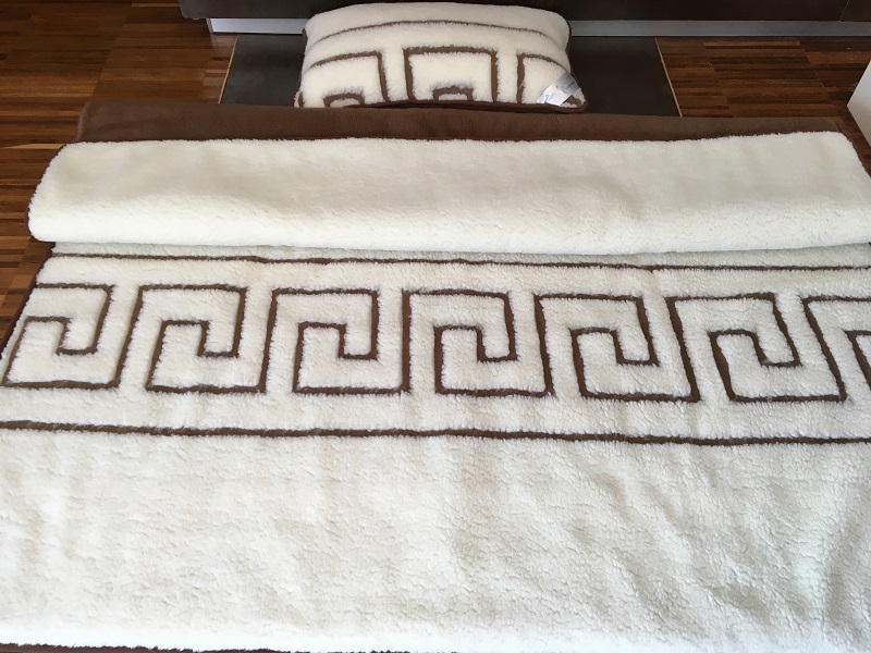 POŚCIEL WEŁNIANA CAMEL CIEMNY + MERYNOS TUMBLER GREKA 140x200 + PODKŁAD