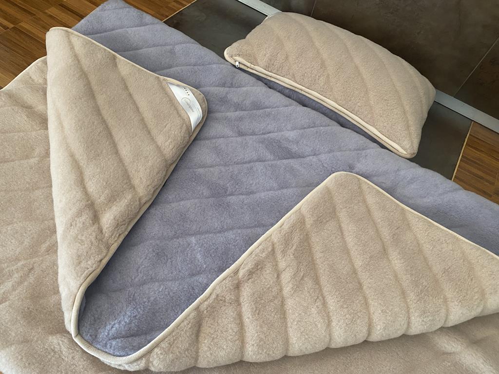 POŚCIEL Z WEŁNY ALPAKI ALPINA PASY + CAMEL JASNY PASY 140X200
