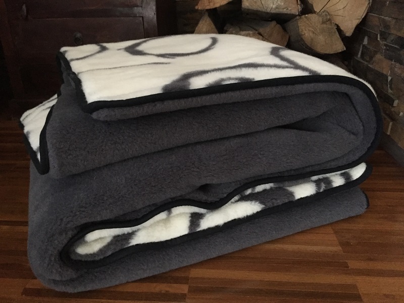 KOŁDRA Z WEŁNY LAMY ALPAKI CIEMNEJ + KASZMIR ORIENTALNY 240x200
