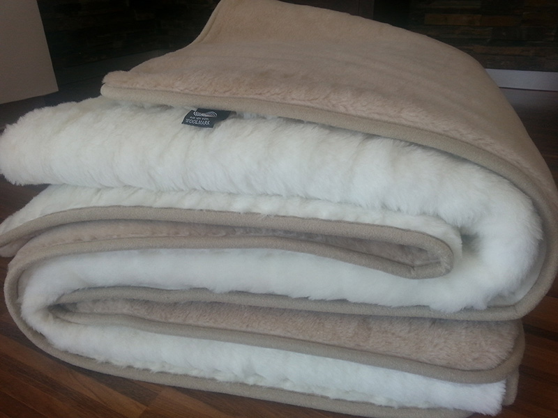 KOŁDRA WEŁNIANA CAMEL JASNY + KASZMIR LUX PASY 240X200