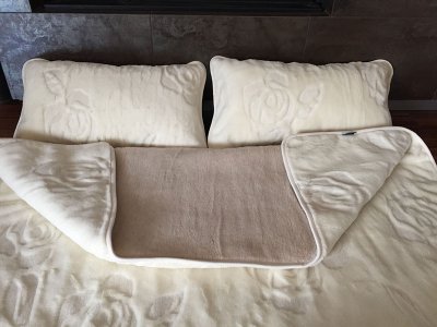 POŚCIEL WEŁNIANA CAMEL CAPPUCCINO + KASZMIR RÓŻA 240x200 + MATERAC