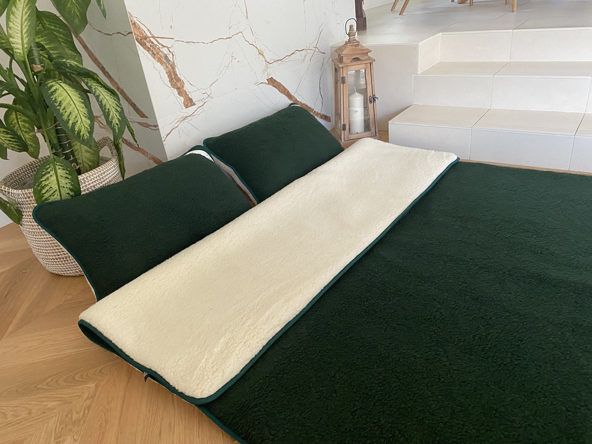 POŚCIEL WEŁNIANA MERYNOS TUMBLER MOCNA ZIELEŃ + TUMBLER 160X200 + PODKŁAD