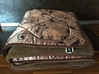 KOŁDRA WEŁNIANA CAMEL KWIAT LOTOSU 200x200