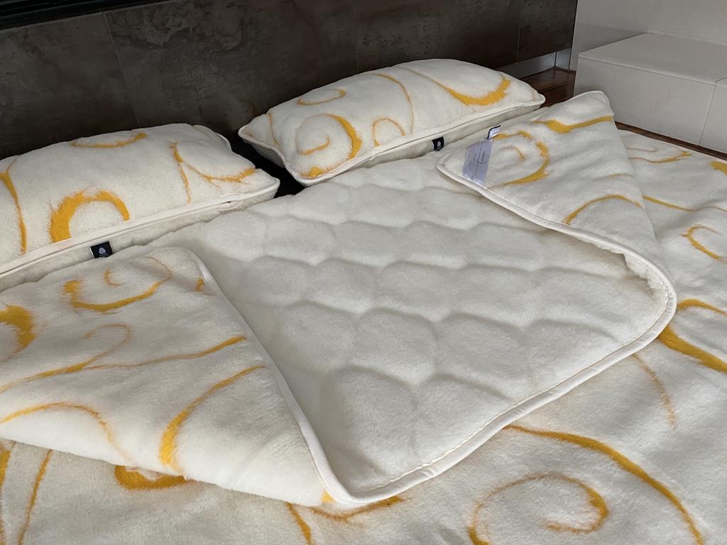 POŚCIEL WEŁNIANA KASZMIR GOLD + KASZMIR CARO 160x200 + PODKŁAD