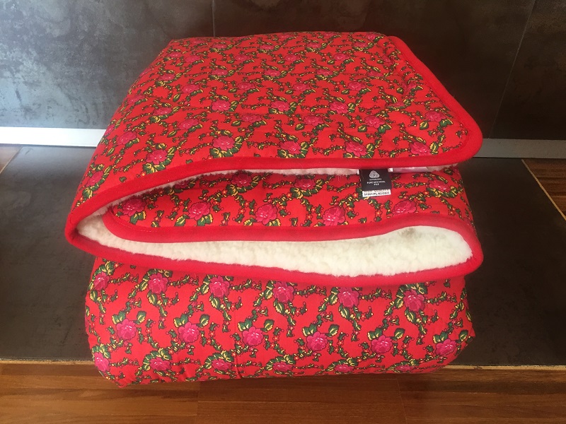 Kołdra orientalna Merynos + Bawełna Kolekcja RED ROSES 140x200