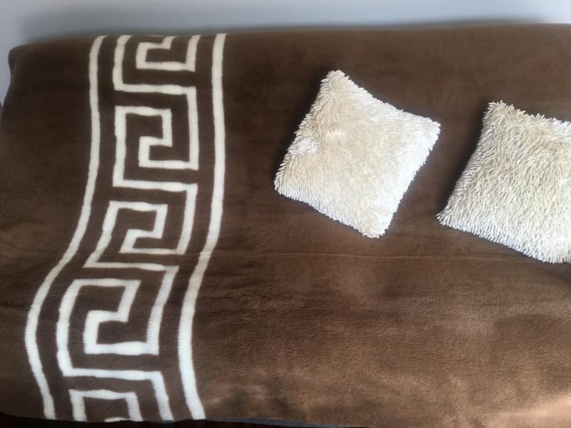 KOC WEŁNIANY CAMEL CIEMNY GREKA 160x200