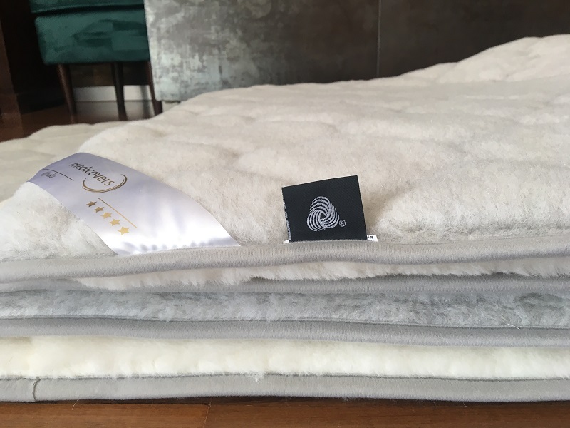 KOŁDRA Z WEŁNY ALPAKI JASNEJ CARO + KASZMIR CARO 240X200