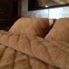 POŚCIEL WEŁNIANA CAMEL CIEMNY PASY 160X200 + MATERAC