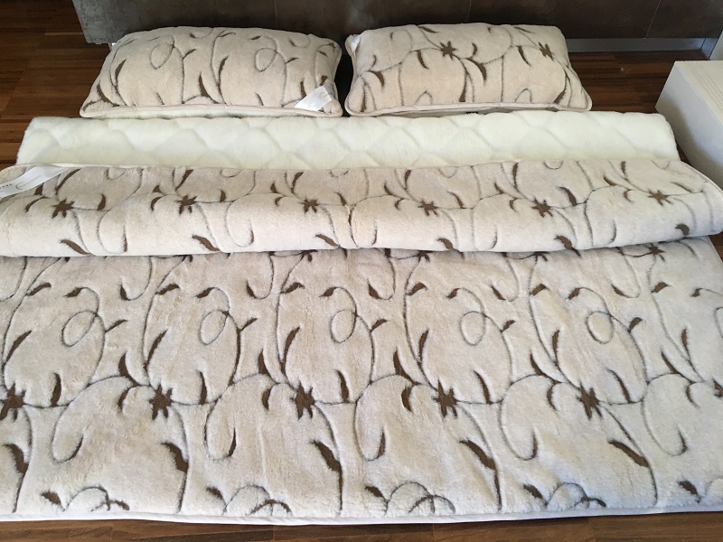 POŚCIEL WEŁNIANA CAMEL RAMPICANTI + KASZMIR CARO 160x200 + MATERAC