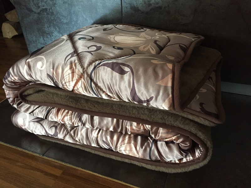 KOŁDRA WEŁNIANA CAMEL KWIAT LOTOSU 220x200