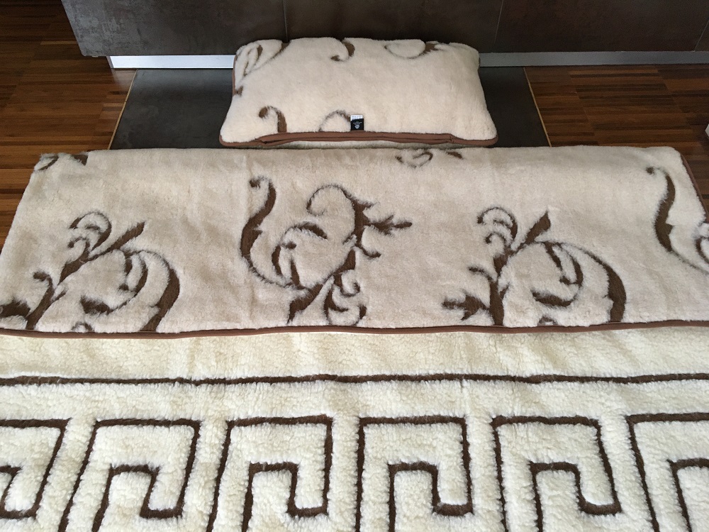 POŚCIEL WEŁNIANA CAMEL BOHO + MERYNOS TUMBLER GREKA 140x200 + MATERAC