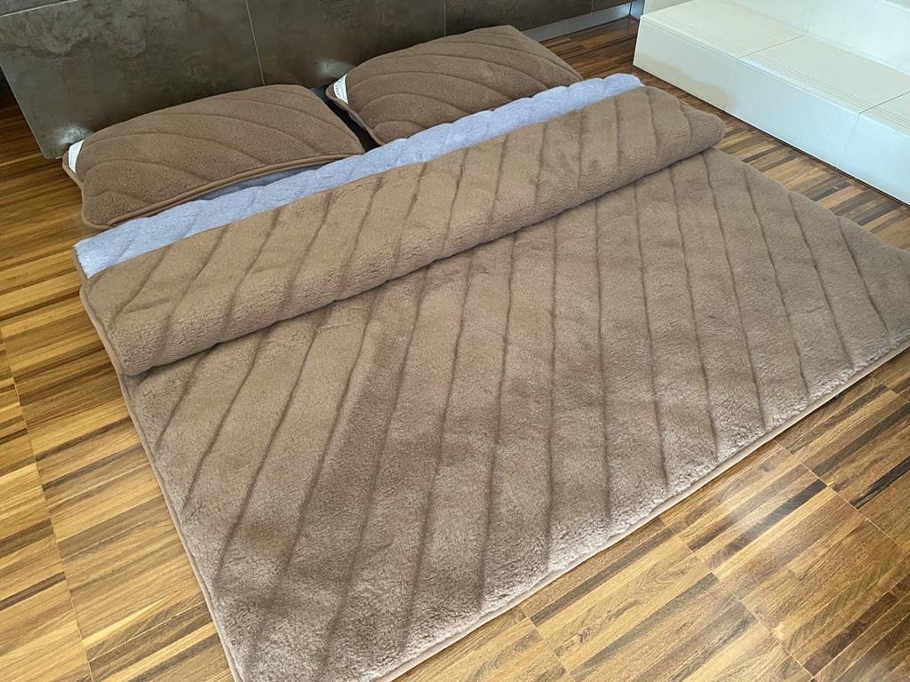 POŚCIEL WEŁNIANA ALPAKA ALPINA PASY + CAMEL CIEMNY PASY 160x200 + MATERAC