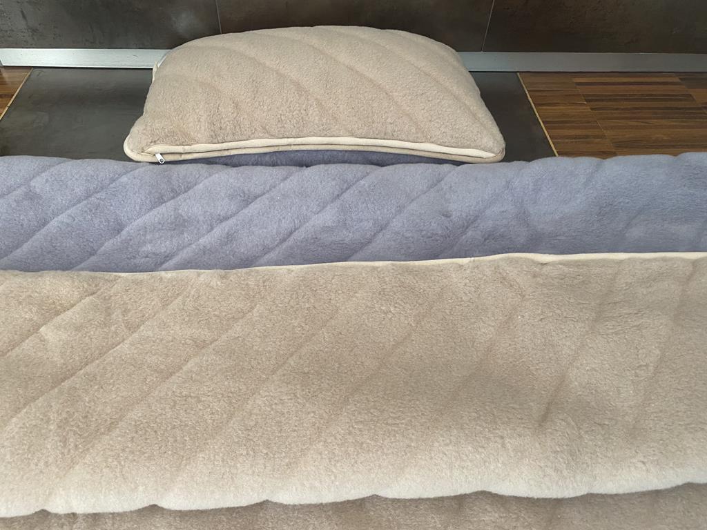 POŚCIEL Z WEŁNY ALPAKI ALPINA PASY + CAMEL JASNY PASY 140X200