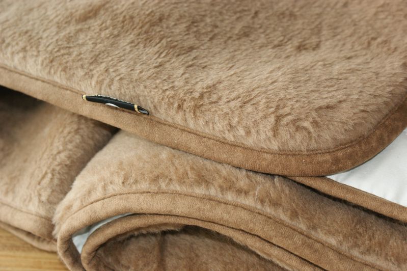 POŚCIEL WEŁNIANA KASZTANOWA Z WEŁNY CAMEL 160X200 + PODKŁAD