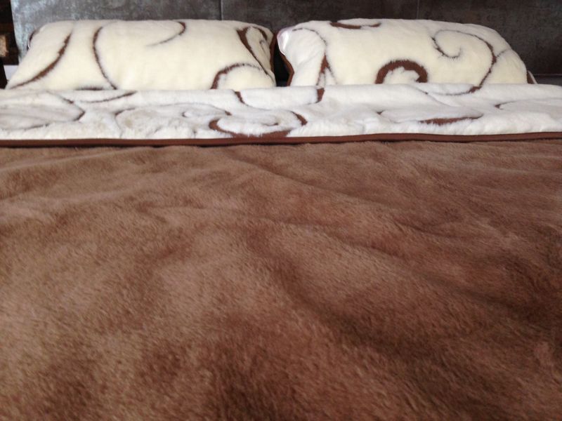 POŚCIEL WEŁNIANA CAMEL CIEMNY + KASZMIR LUNA 200X200 + PODKŁAD
