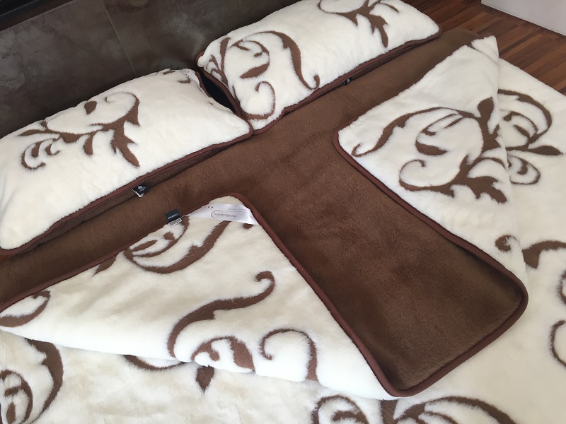 POŚCIEL WEŁNIANA CAMEL CIEMNY + KASZMIR SZLACHECKI 160x200 + PODKŁAD