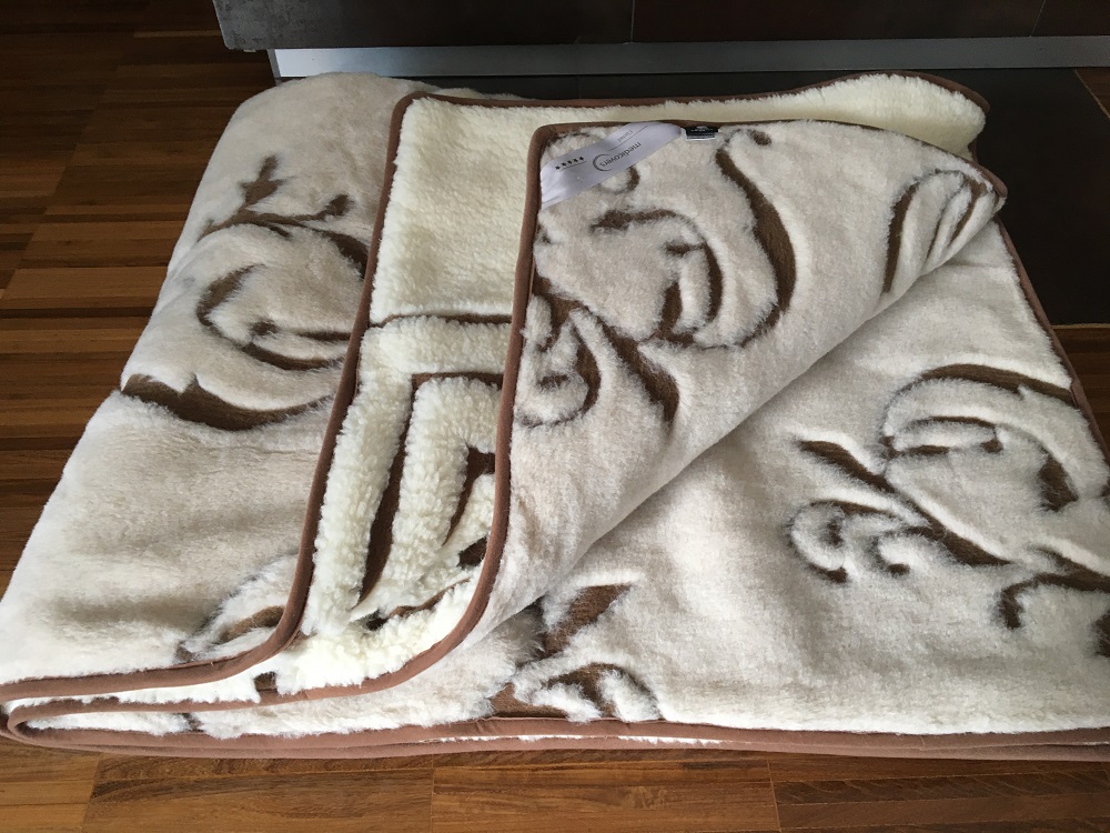 KOŁDRA Z WEŁNY MERYNOS T. GREKA + CAMEL JASNY BOHO 240x200