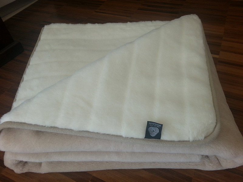 KOŁDRA WEŁNIANA CAMEL JASNY + KASZMIR LUX PASY 240X200